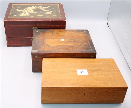 Lacquer box and 2 others(-)